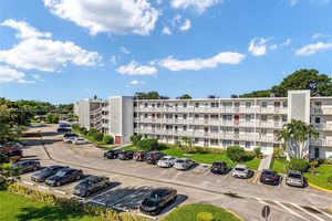 1032 ELLESMERE B # 1032, DEERFIELD BEACH, FL