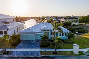 5603 TYBEE ISLAND DR, APOLLO BEACH, FL