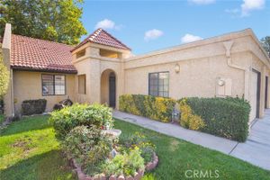 19127 ELM DR, APPLE VALLEY, CA