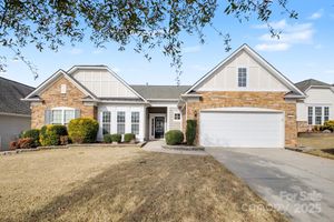 2028 BRONZE LEAF DR, FORT MILL, SC