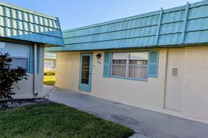 101 CAMBRIDGE TRL 212, SUN CITY CENTER, FL