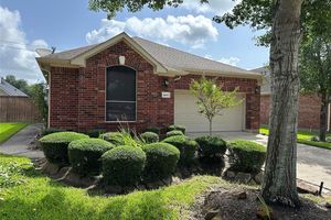 1409 CAPRI PLACE LN, PEARLAND, TX