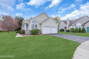 2464 SPRING HILL DR, TOMS RIVER, NJ
