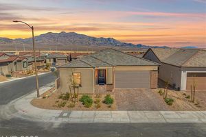 10186 ZETA TUCANA ST, LAS VEGAS, NV
