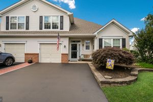 81 BLACK EYED SUSAN RD, LANGHORNE, PA