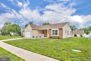 17 BLANCHARD DR, DEPTFORD, NJ