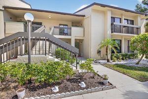 5055 OAK HILL LN 222, DELRAY BEACH, FL