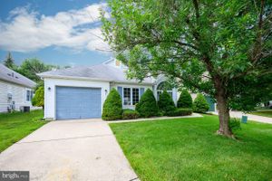 4 PENNY LN, JACKSON, NJ