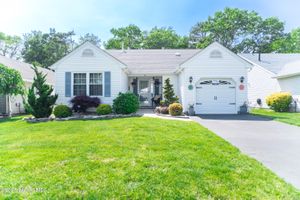 33 BRANT DR, BRICK, NJ