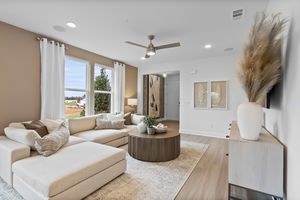 512 SCARLET OAK RD, LEBANON, TN