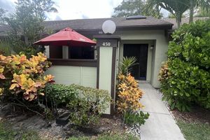 450 KNOLLWOOD CT, ROYAL PALM BEACH, FL