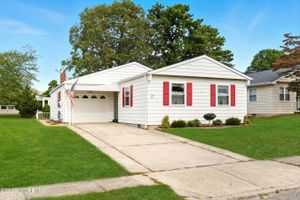 12 SAN JACINTO ST, TOMS RIVER, NJ
