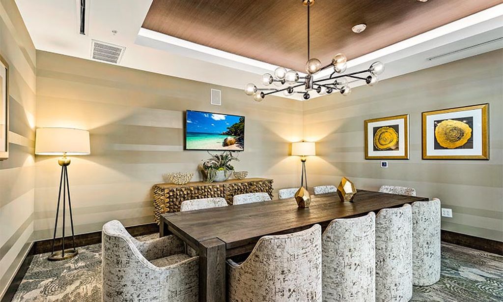 Private Meeting Rooms