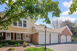 109 ROB ROY LN C, PROSPECT HEIGHTS, IL