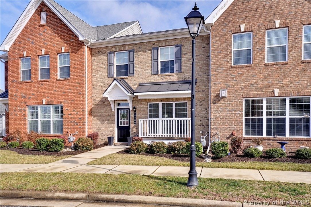 image of property at 4809 Settlers Market Boulevard