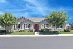 2201 STATE ST, TURLOCK, CA