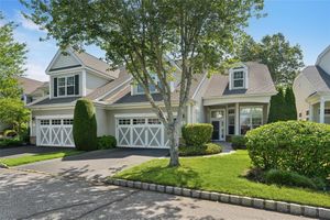 48 ENCORE BLVD, EASTPORT, NY