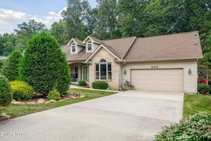 202 LAKEVIEW DR, CROSSVILLE, TN