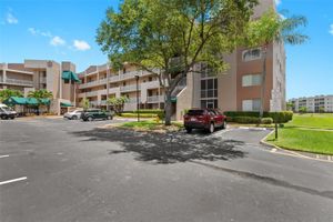 7592 GRANVILLE DR 411, TAMARAC, FL