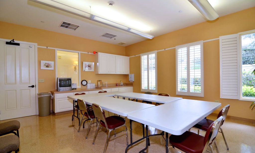 Arts & Crafts Studio