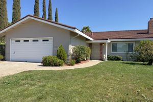 442 YELLOWSTONE DR, VACAVILLE, CA