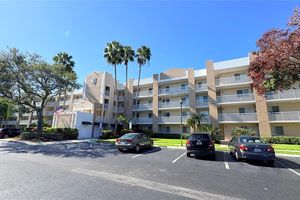 9560 WELDON CIR J208, TAMARAC, FL