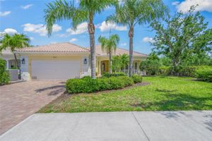 5821 VALENTE PL, SARASOTA, FL