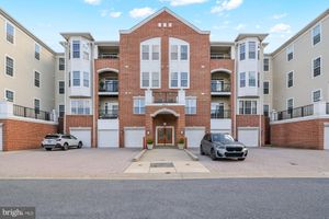8615 WANDERING FOX TRL 406, ODENTON, MD