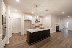 6715 MAYLAND RIDGE LN, MOSELEY, VA