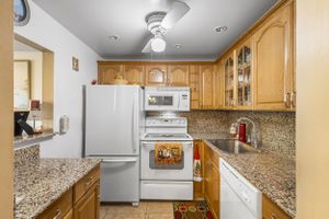 124 SOUTHAMPTON B, WEST PALM BEACH, FL