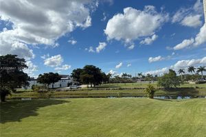 6890 ROYAL PALM BLVD APT 208H, MARGATE, FL