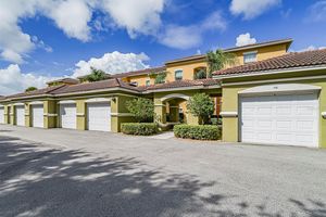 5090 FAIRWAYS CIR H206, VERO BEACH, FL