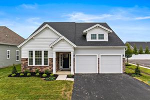 15 GALERIE CT, MONROE TOWNSHIP, NJ