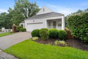 5 NEWPORT RD, MANAHAWKIN, NJ