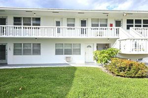 102 EASTHAMPTON E UNIT E, WEST PALM BEACH, FL