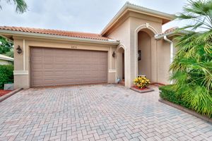 3233 SUSSEX WAY, VERO BEACH, FL