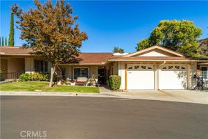 19427 OAK CROSSING RD, NEWHALL, CA