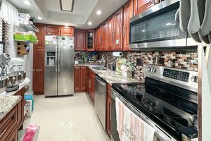 7850 W MCNAB RD APT 212, TAMARAC, FL