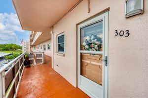 5623 80TH ST N UNIT 303, SAINT PETERSBURG, FL