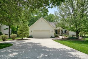 20 CASTLEBRIDGE LN, CROSSVILLE, TN