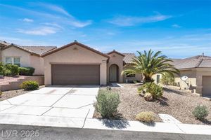 2101 SAWTOOTH MOUNTAIN DR, HENDERSON, NV