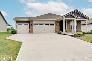 3669 CHALMERS DR, BARGERSVILLE, IN