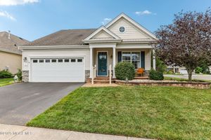 10 PIERHEAD DR, BARNEGAT, NJ