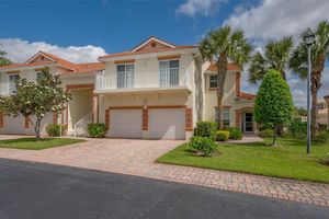 7357 FOUNTAIN PALM CIR # 11-102, BRADENTON, FL