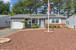 15 FAIRFIELD RD, TOMS RIVER, NJ