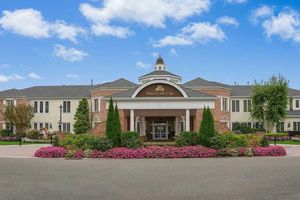 319 TROTTING LN # 23, WESTBURY, NY