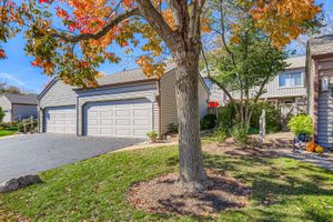 668 SHORELINE RD, LAKE BARRINGTON, IL