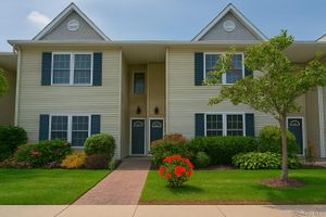 1160 SAVOY DR, MELVILLE, NY