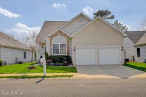 14 CONGRESSIONAL RD, JACKSON, NJ