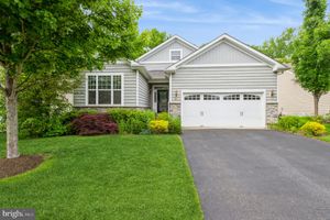63 WINTERGREEN DR, MANALAPAN, NJ